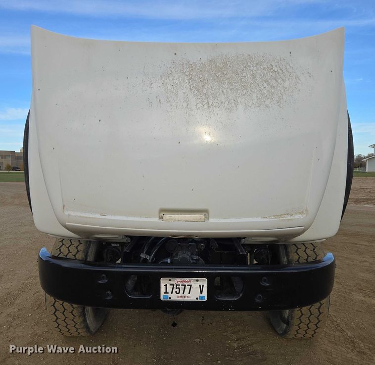 image for item EB1153 2007 Sterling L8500 ready mix truck