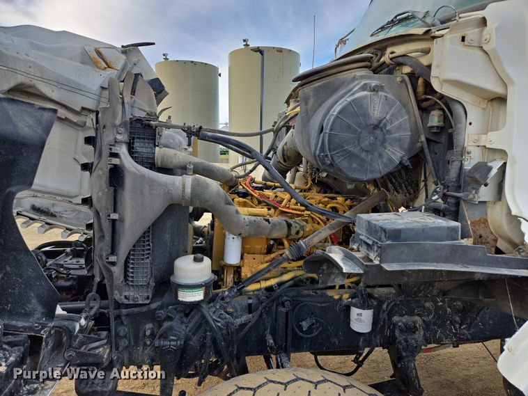 image for item EB1153 2007 Sterling L8500 ready mix truck