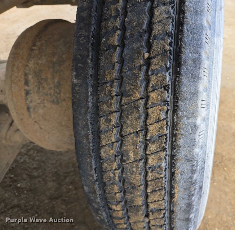 image for item EB1153 2007 Sterling L8500 ready mix truck