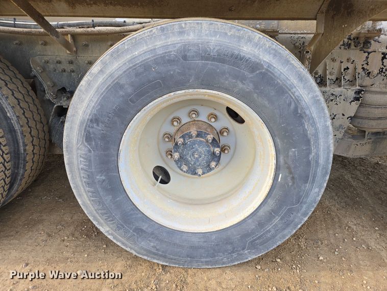 image for item EB1153 2007 Sterling L8500 ready mix truck