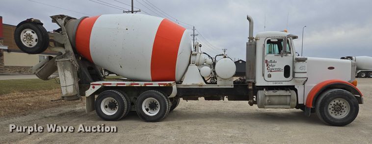 image for item EB1154 2000 Peterbilt 357 ready mix truck