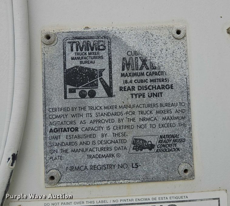 image for item EB1154 2000 Peterbilt 357 ready mix truck