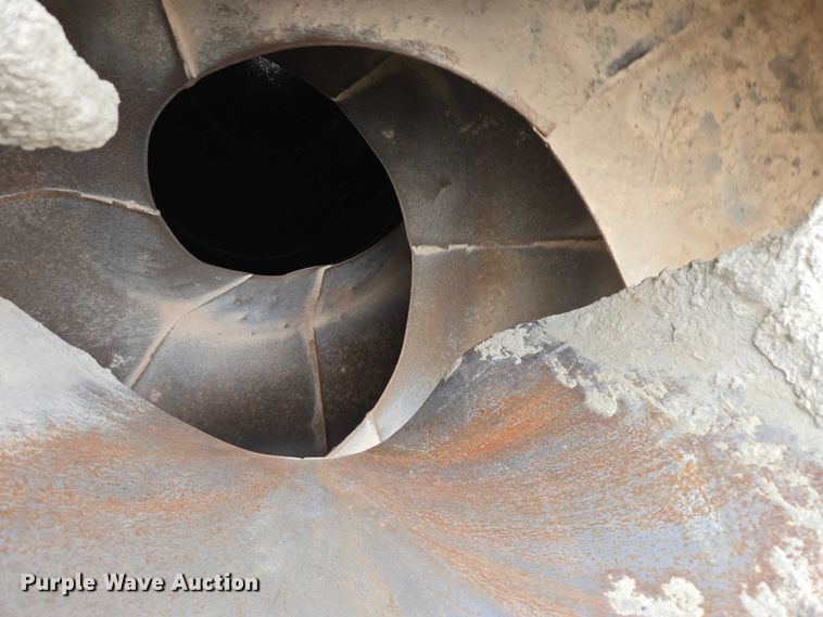 image for item EB1154 2000 Peterbilt 357 ready mix truck