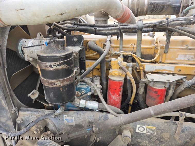 image for item EB1154 2000 Peterbilt 357 ready mix truck