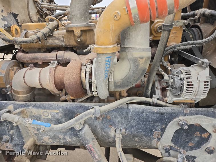 image for item EB1154 2000 Peterbilt 357 ready mix truck