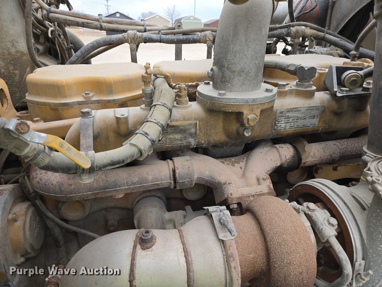 image for item EB1154 2000 Peterbilt 357 ready mix truck