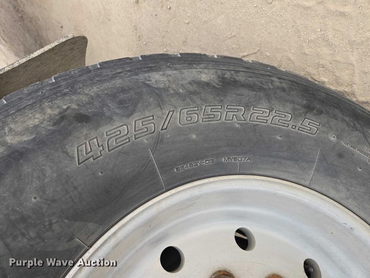 image for item EB1154 2000 Peterbilt 357 ready mix truck