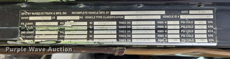 image for item EB1154 2000 Peterbilt 357 ready mix truck