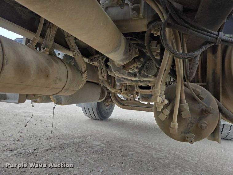 image for item EB1155 2011 Kenworth W900 ready mix truck