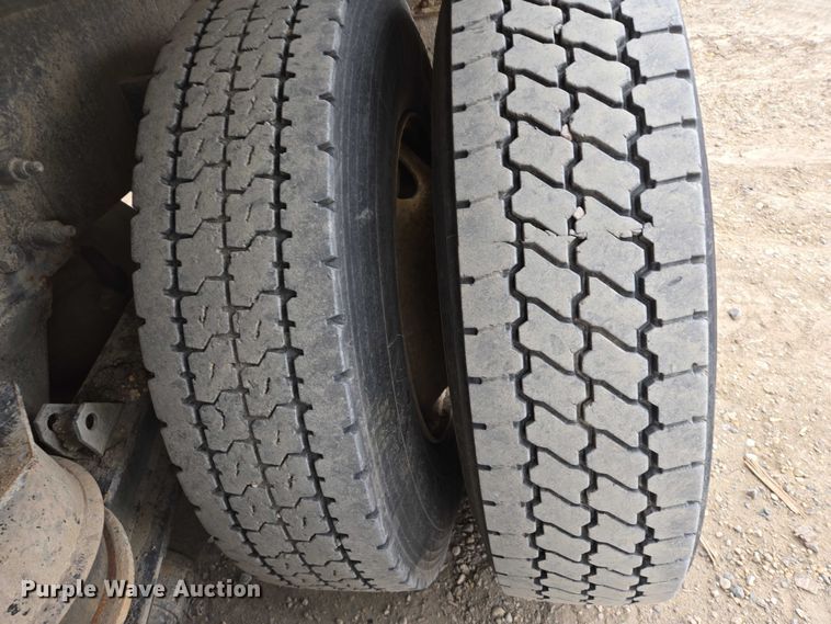 image for item EB1155 2011 Kenworth W900 ready mix truck