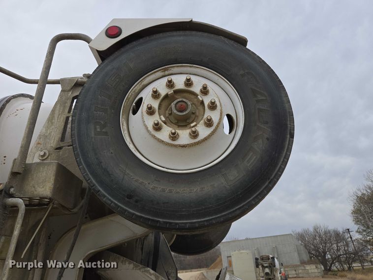 image for item EB1155 2011 Kenworth W900 ready mix truck