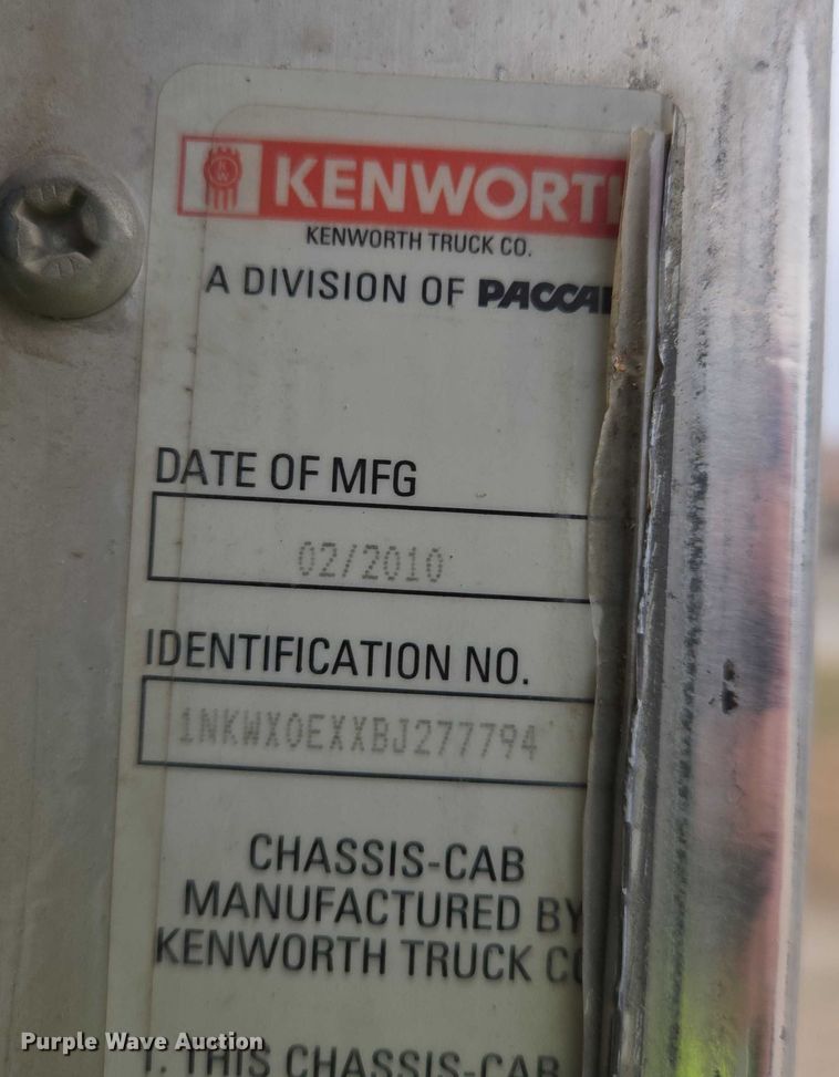 image for item EB1155 2011 Kenworth W900 ready mix truck