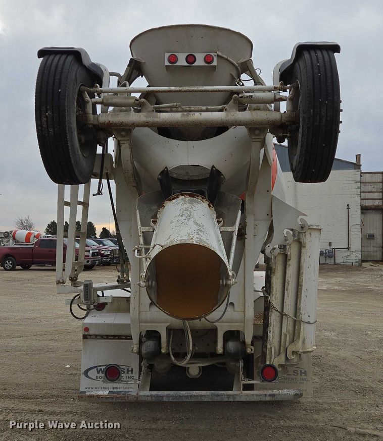 image for item EB1156 2006 International PayStar 5500i ready mix truck