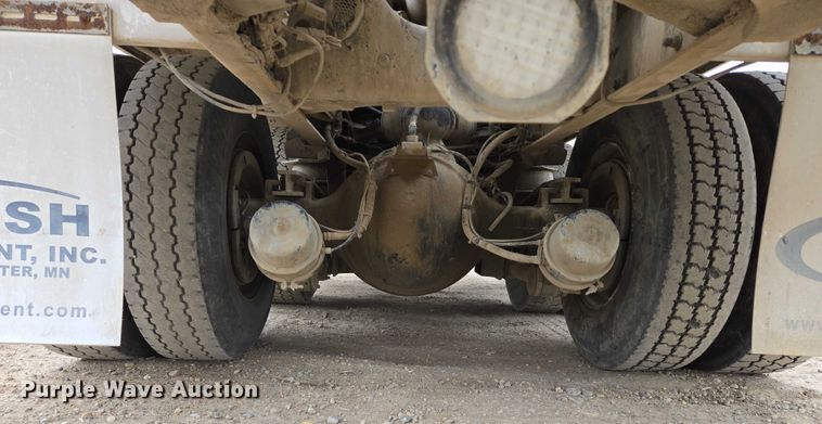 image for item EB1156 2006 International PayStar 5500i ready mix truck