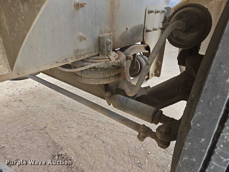 image for item EB1156 2006 International PayStar 5500i ready mix truck