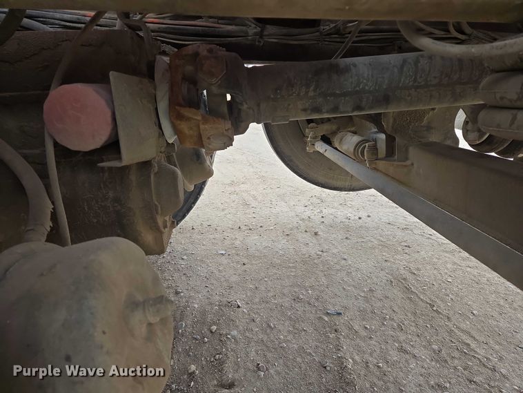 image for item EB1156 2006 International PayStar 5500i ready mix truck