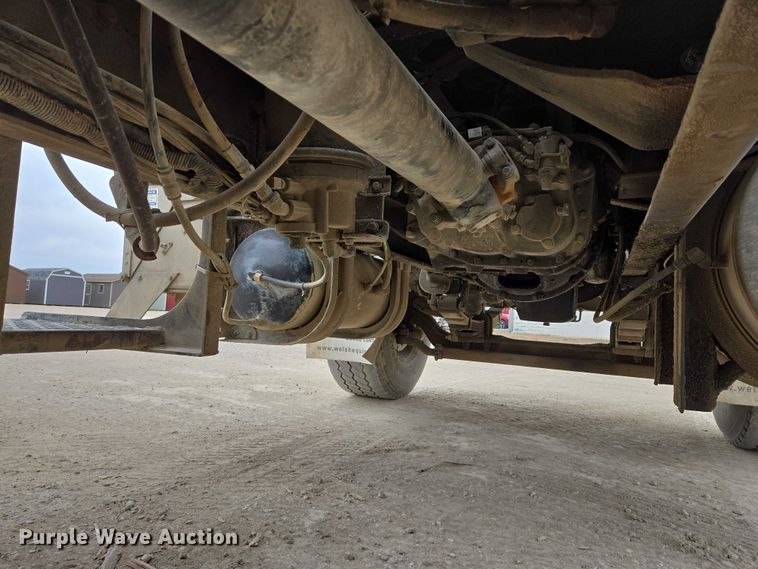 image for item EB1156 2006 International PayStar 5500i ready mix truck