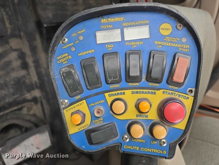 image for item EB1156 2006 International PayStar 5500i ready mix truck