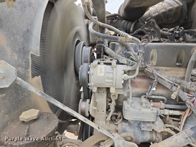 image for item EB1156 2006 International PayStar 5500i ready mix truck