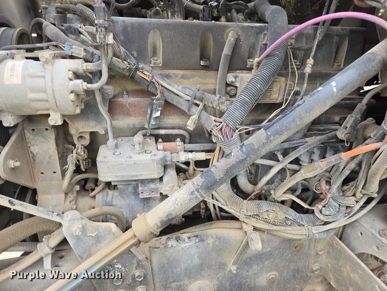 image for item EB1156 2006 International PayStar 5500i ready mix truck