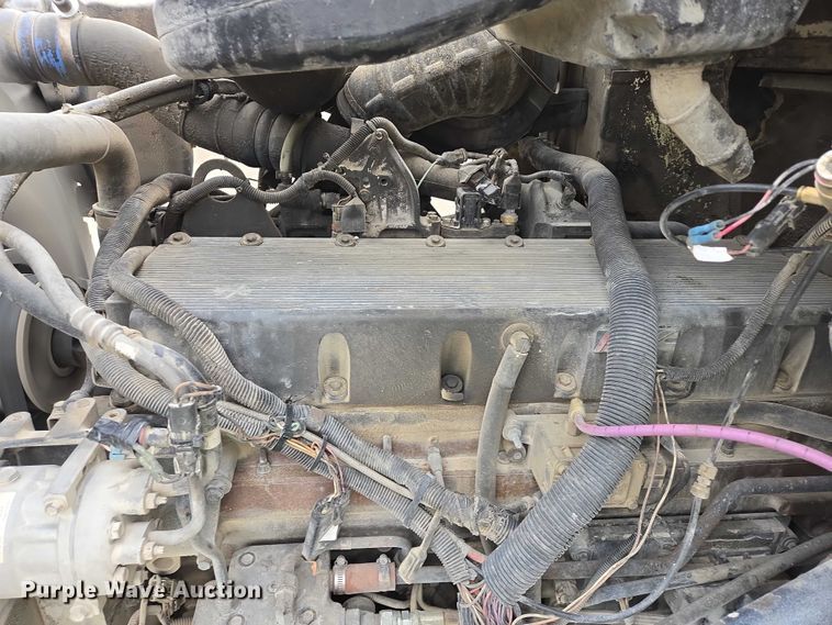 image for item EB1156 2006 International PayStar 5500i ready mix truck