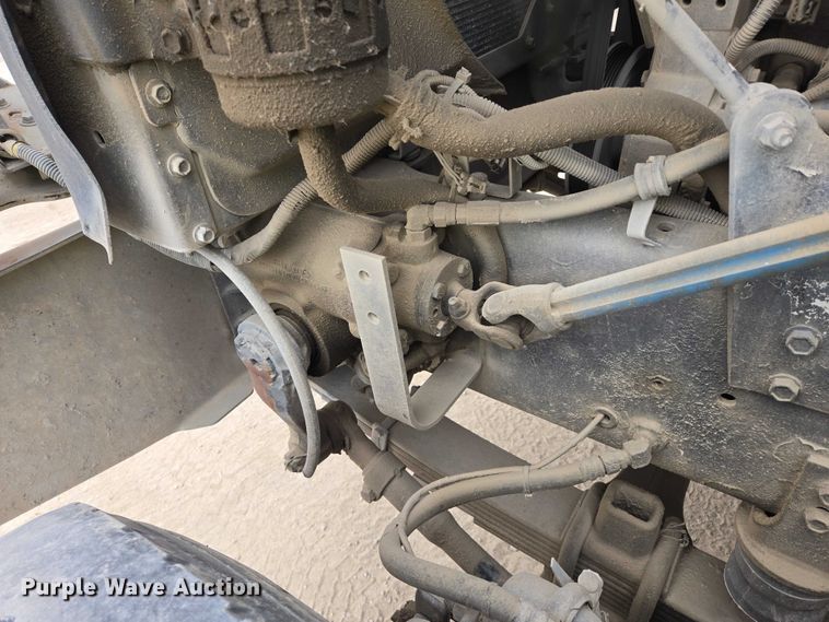 image for item EB1156 2006 International PayStar 5500i ready mix truck