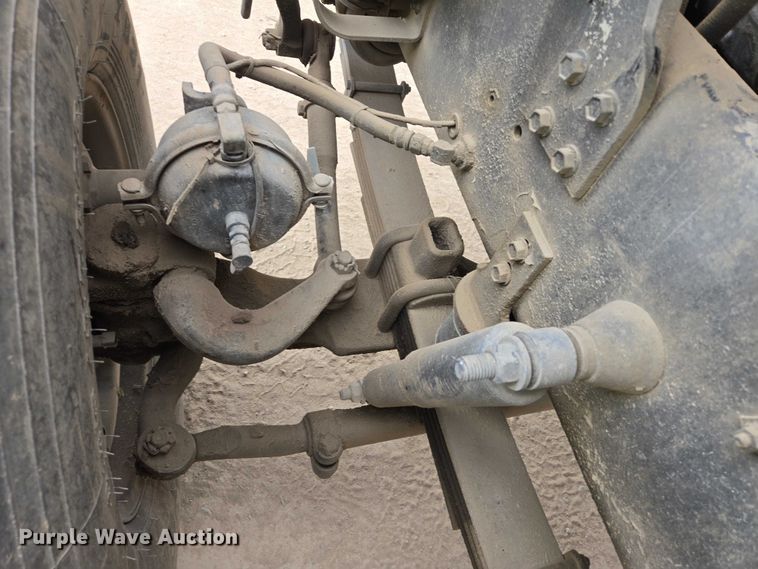 image for item EB1156 2006 International PayStar 5500i ready mix truck