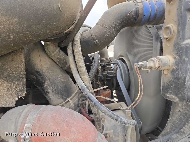 image for item EB1156 2006 International PayStar 5500i ready mix truck