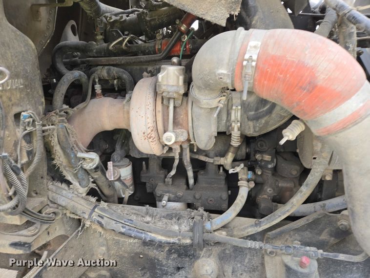 image for item EB1156 2006 International PayStar 5500i ready mix truck