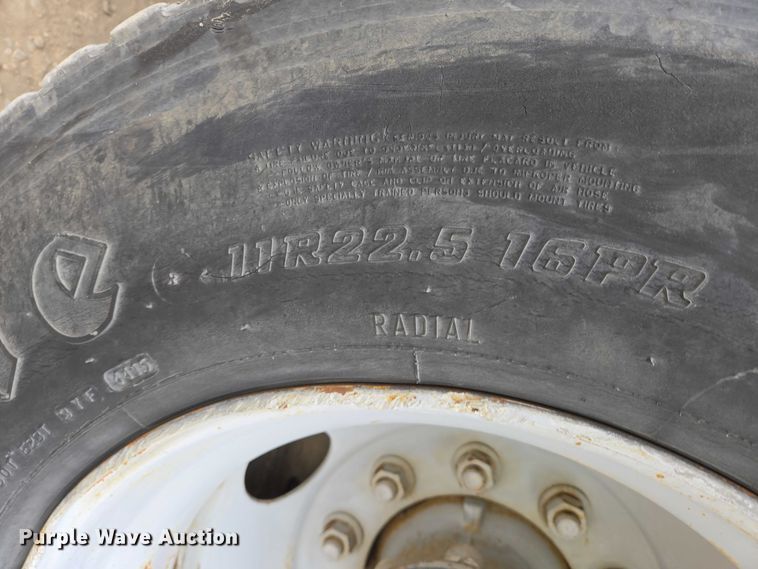 image for item EB1156 2006 International PayStar 5500i ready mix truck