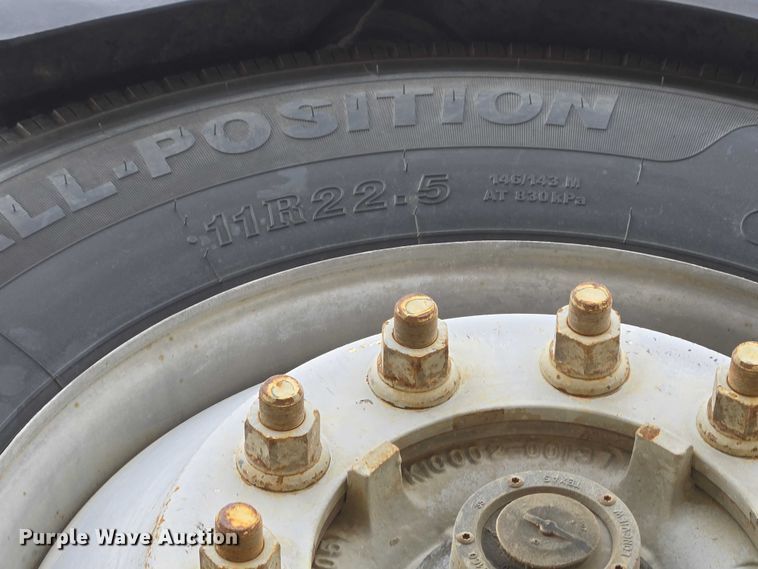 image for item EB1156 2006 International PayStar 5500i ready mix truck