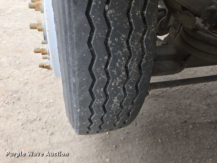 image for item EB1156 2006 International PayStar 5500i ready mix truck