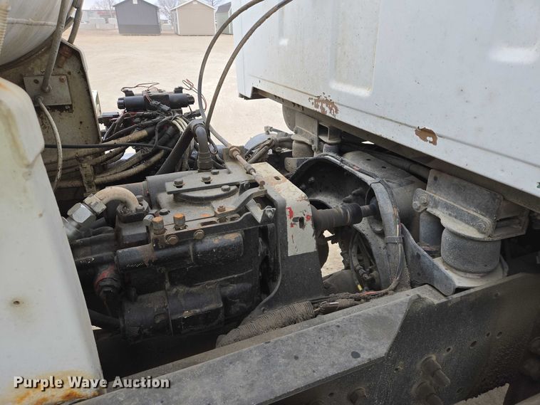 image for item EB1157 2004 Sterling L9500 ready mix truck