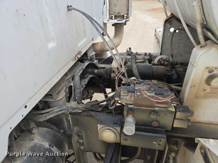 image for item EB1157 2004 Sterling L9500 ready mix truck