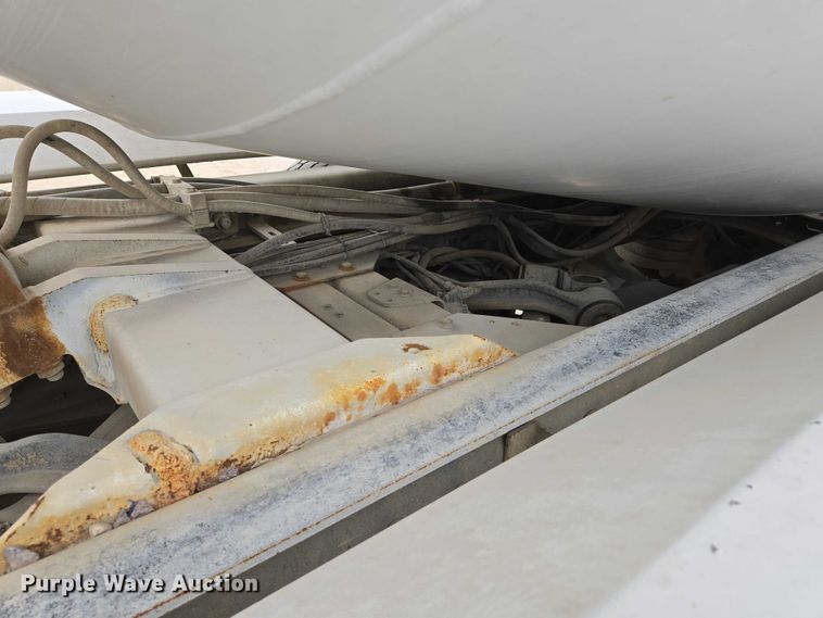 image for item EB1157 2004 Sterling L9500 ready mix truck