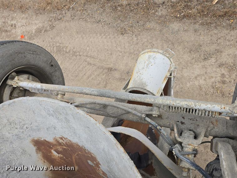 image for item EB1157 2004 Sterling L9500 ready mix truck