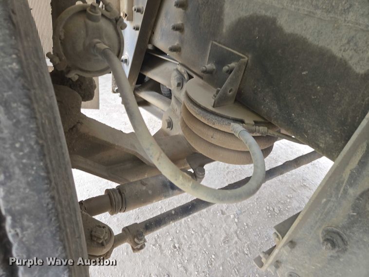 image for item EB1157 2004 Sterling L9500 ready mix truck