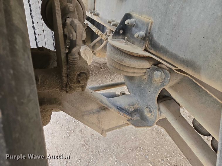 image for item EB1157 2004 Sterling L9500 ready mix truck