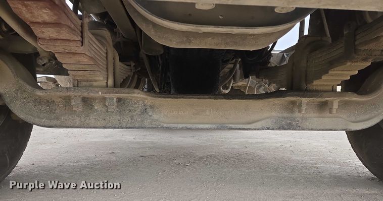 image for item EB1157 2004 Sterling L9500 ready mix truck