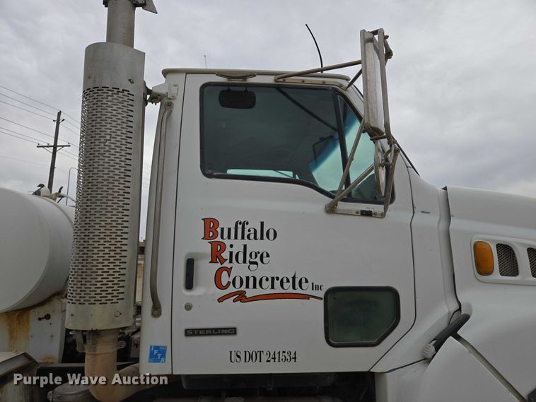 image for item EB1157 2004 Sterling L9500 ready mix truck