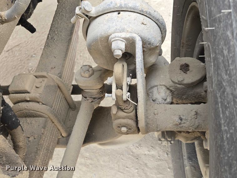 image for item EB1157 2004 Sterling L9500 ready mix truck