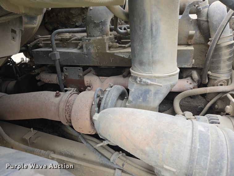 image for item EB1157 2004 Sterling L9500 ready mix truck