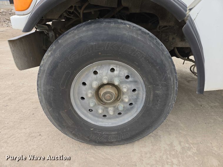 image for item EB1157 2004 Sterling L9500 ready mix truck