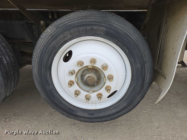 image for item EB1157 2004 Sterling L9500 ready mix truck