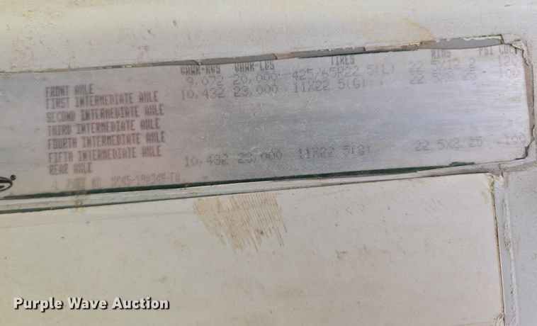 image for item EB1157 2004 Sterling L9500 ready mix truck