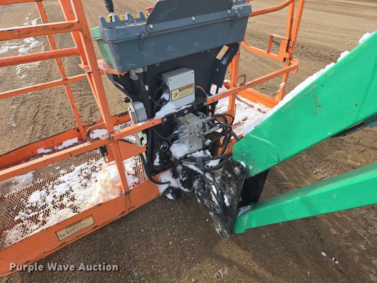 image for item EB1160 2015 JLG 1350SJP boom lift