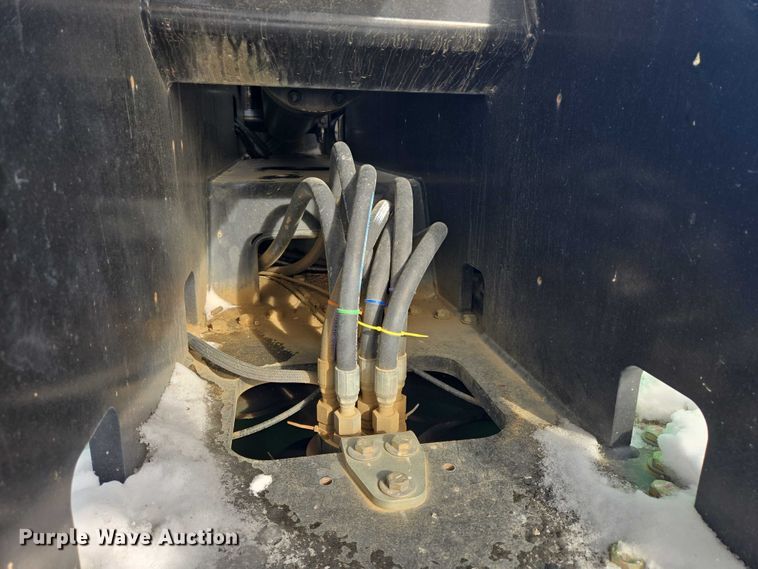 image for item EB1160 2015 JLG 1350SJP boom lift