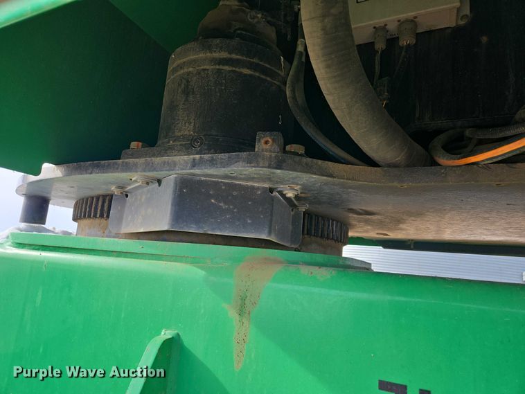 image for item EB1160 2015 JLG 1350SJP boom lift