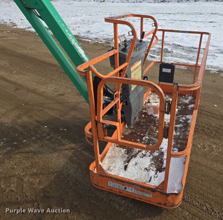 image for item EB1160 2015 JLG 1350SJP boom lift