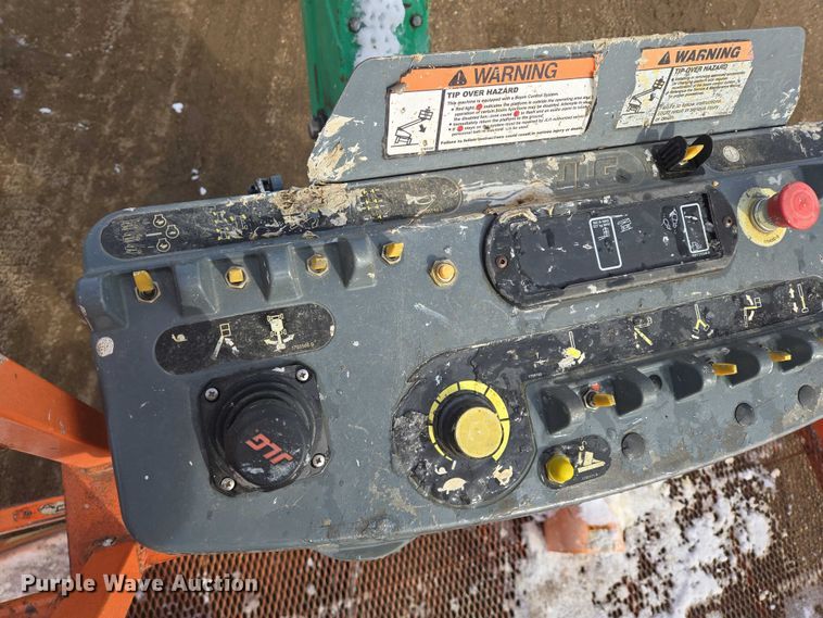 image for item EB1160 2015 JLG 1350SJP boom lift